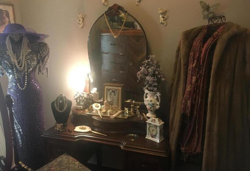 Люкс Кровать Кинг, Bayberry House Bed And Breakfast