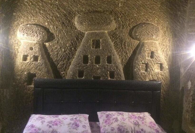 디럭스 룸, Coco Cave