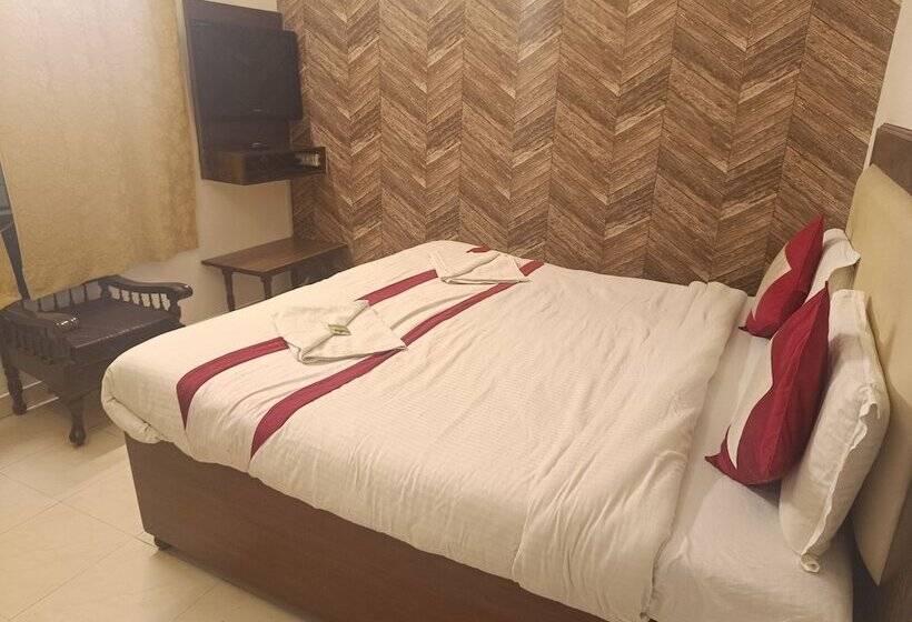 Standard-huone, Sidhartha Walking Distance From Tajmahal
