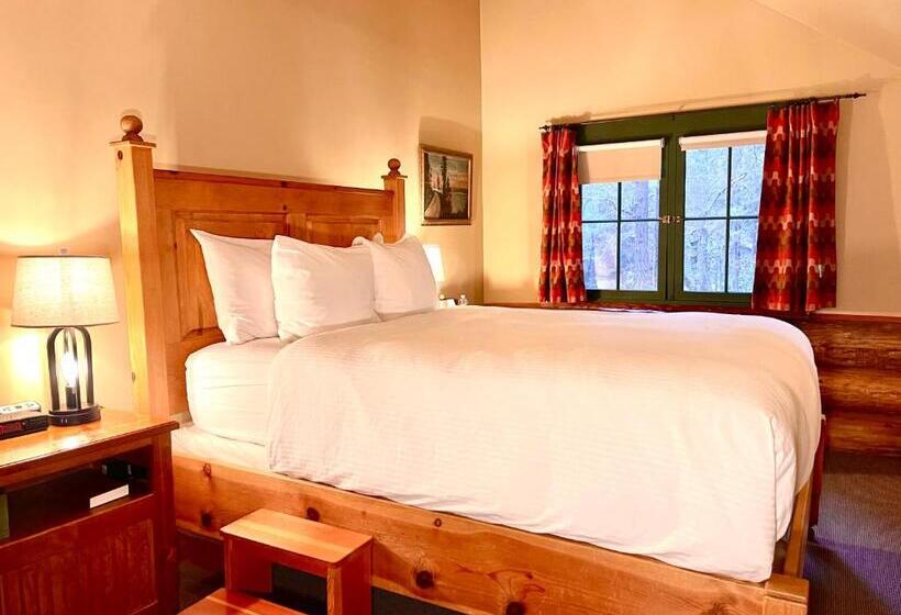 Номер Стандарт, Weasku Inn