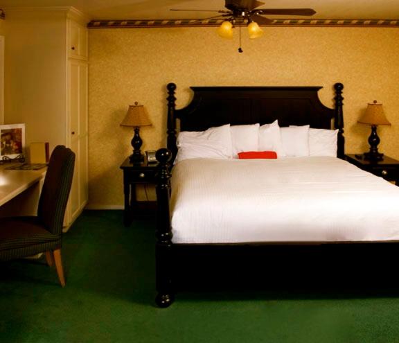 Стандартный Номер Кровать Кинг, Strawberry Valley Inn