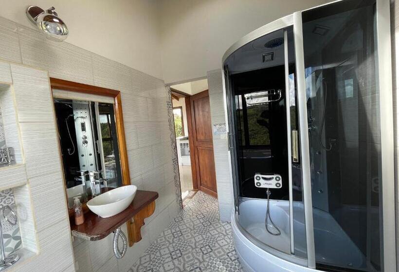 스탠다드 자쿠지 룸, Glamping Ancestros Ecoparque