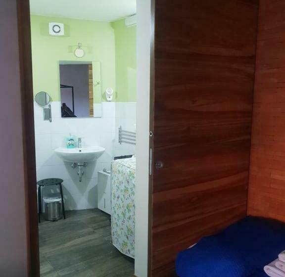 اتاق لوکس, Morry S Lodge Guest House