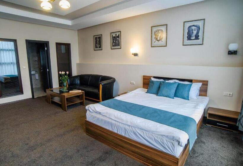 Студия Стандарт, Park Hotel Yambol