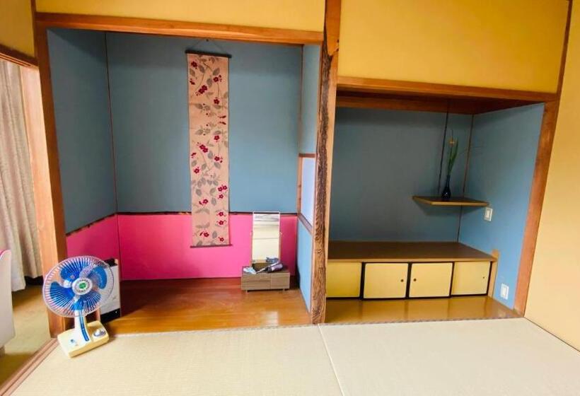 Chambre Quadruple Standard, ゲストハウス　華屋 (guest House Hanaya）