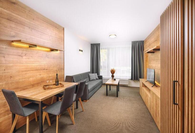 Студио Стандарт с Террасой, Resort Lucky Jasna