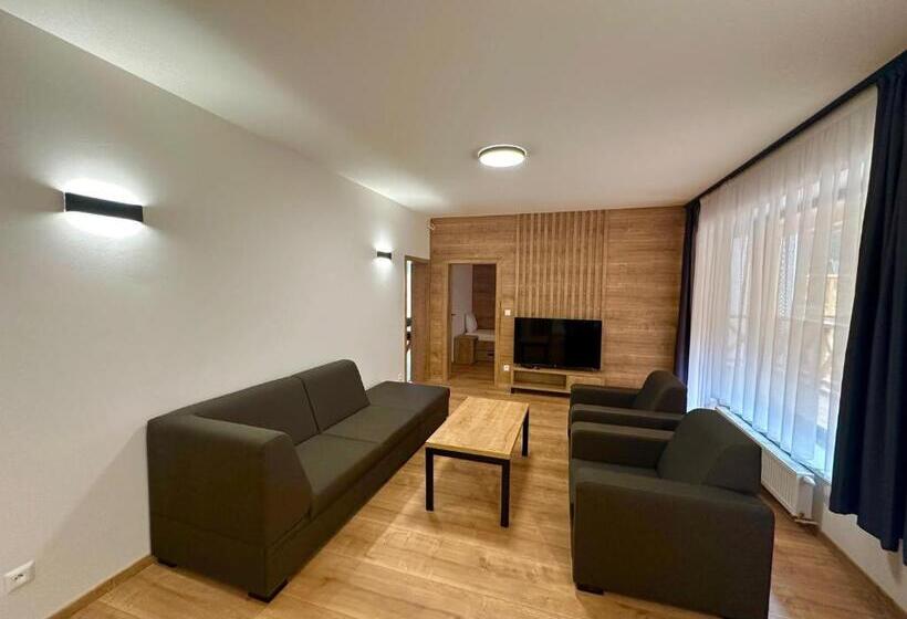 Апартаменты 1 Спальня с Видом, Resort Lucky Jasna