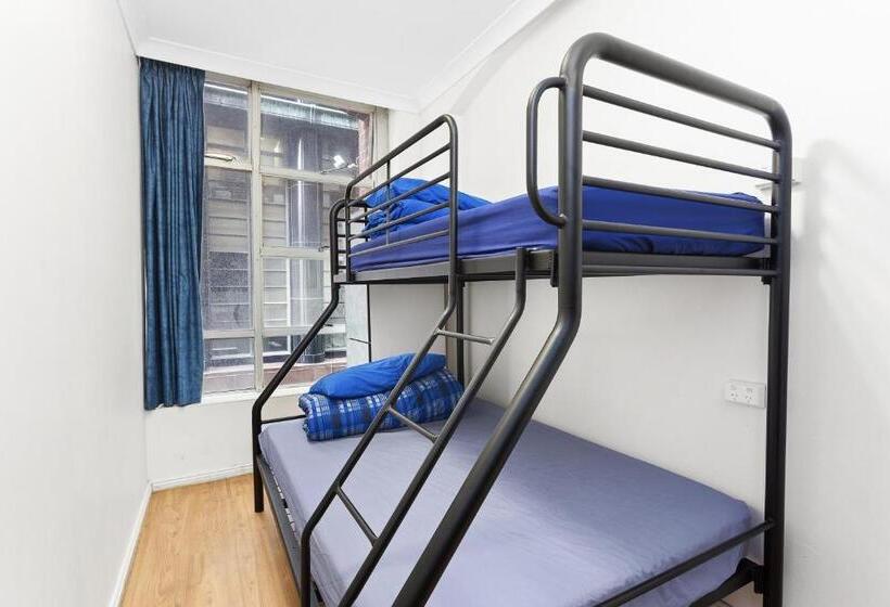 غرفة قياسية فردية حمام مشترك, Sydney Backpackers