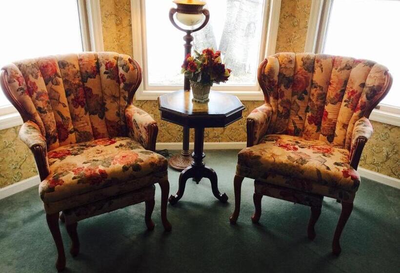Люкс Повышенной Комфортности, Afton House Inn