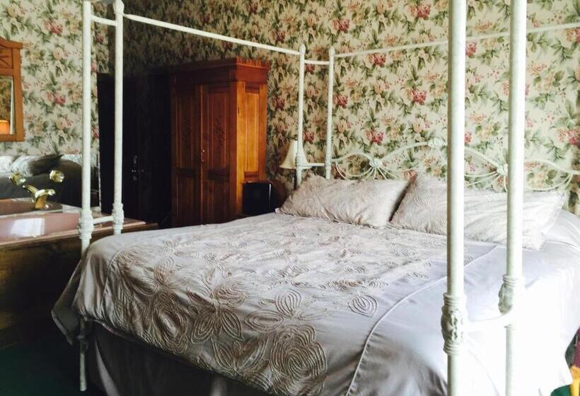 Люкс Вид на Реку, Afton House Inn