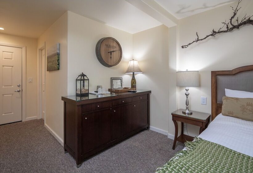 Стандартный Номер Кровать Кинг, The Vendange Carmel Inn & Suites