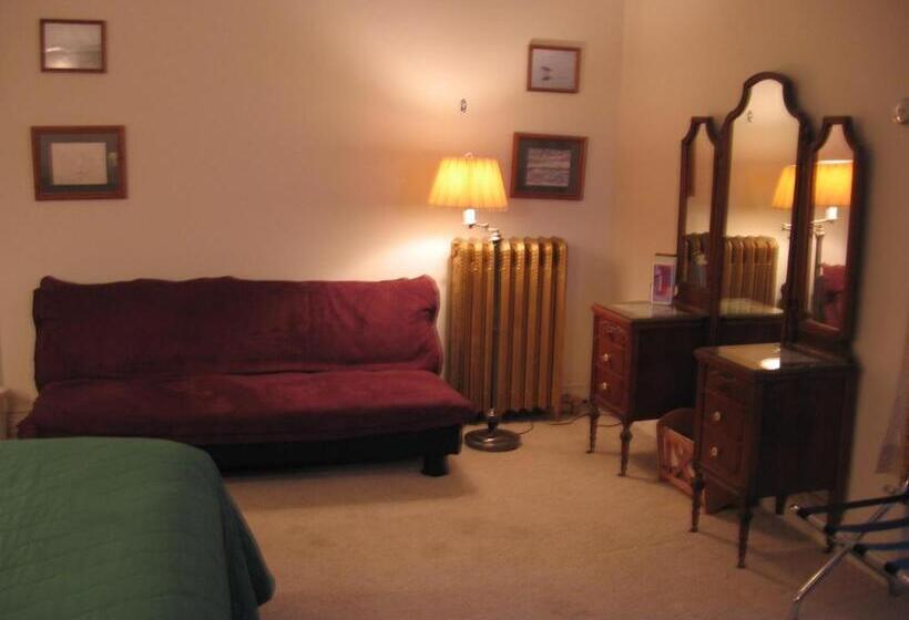 Номер Стандарт, Olde Judge Mansion B&b