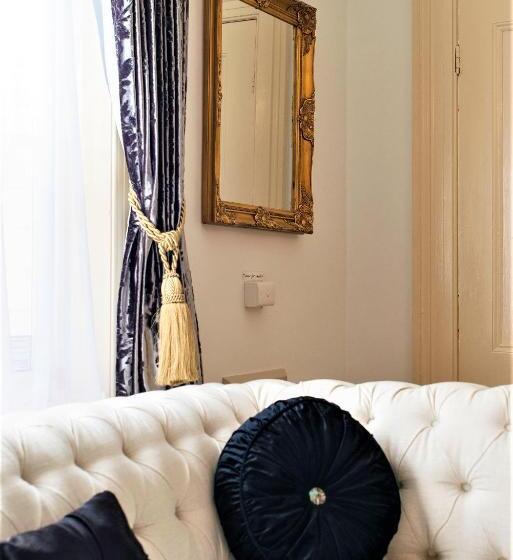 اتاق استاندارد با تخت بزرگ, Kurrajong House