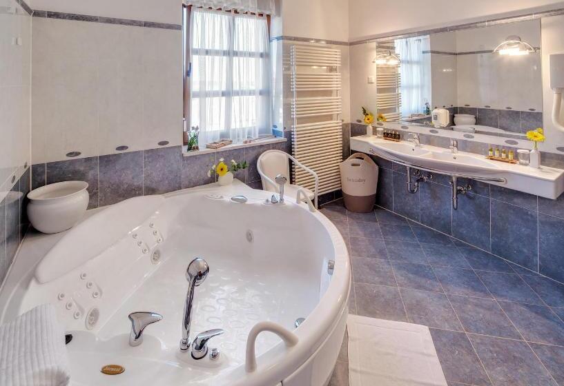Люкс с Балконом, Boutique Hotel Villa Vulin
