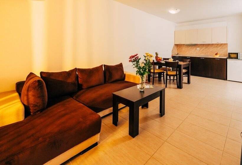 Апартаменты 2 Спальни, Green Life Beach Resort Sozopol