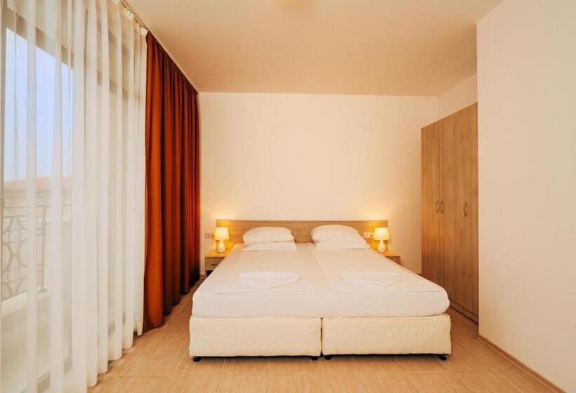 Апартаменты 2 Спальни, Green Life Beach Resort Sozopol