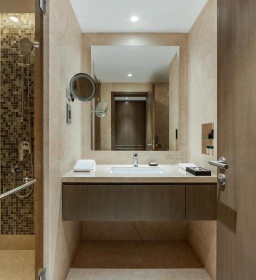 اتاق لوکس, Palm Meadows Resort