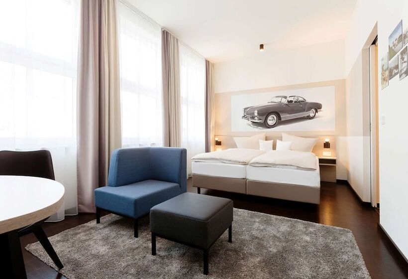 Номер Стандарт с Гостиной, Vienna House Easy By Wyndham Osnabrück & Apartments