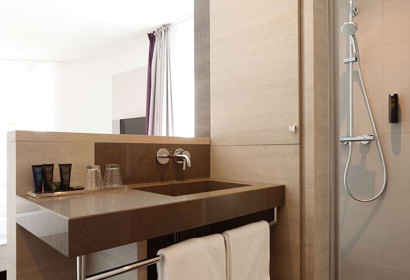 Студия Стандарт, Vienna House Easy By Wyndham Osnabrück & Apartments