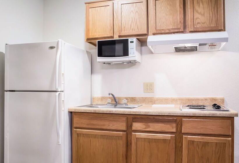 带2个双人床的标准工作室, Woodspring Suites Texas City