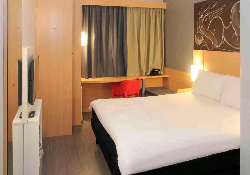 Номер Стандарт, Ibis Jatai