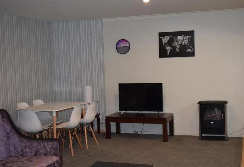 Апартаменты 3 Спальни, Silver Fern Lodge