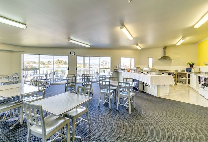 Номер Стандарт Вид на Озеро, Silver Fern Lodge