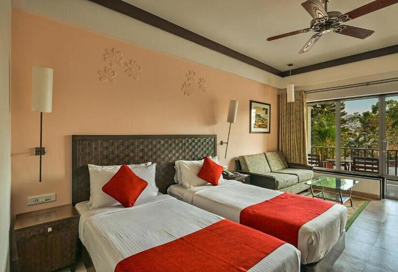 Номер Deluxe, Fariyas Resort, Lonavala