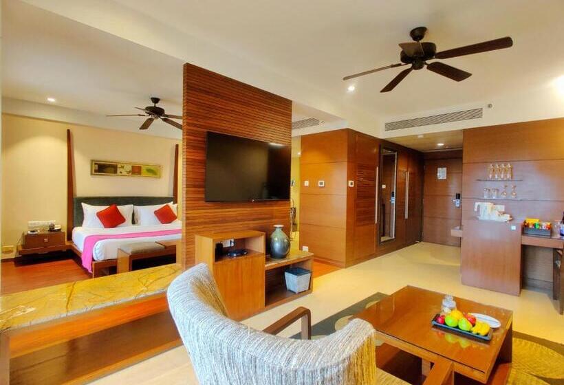 Люкс Классика, Fariyas Resort, Lonavala