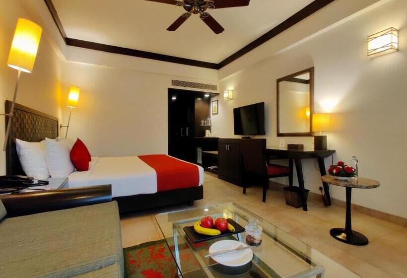 Номер Классика Кровать Кинг, Fariyas Resort, Lonavala