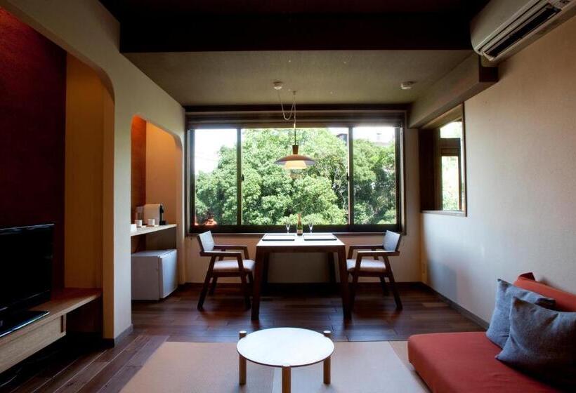 Номер Стандарт с Гидромассажем, Ryokan Oomuraya