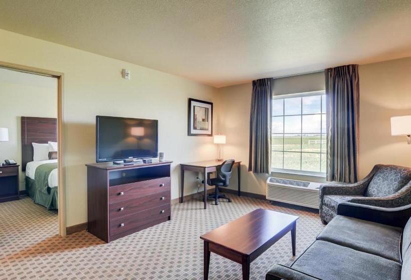 Четырехместный Номер Стандарт, Cobblestone Inn & Suites  Cambridge
