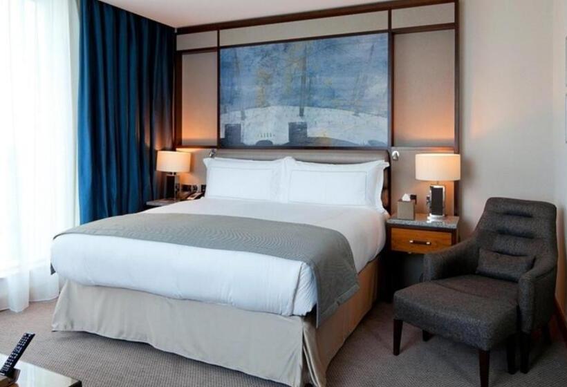 Номер Стандарт Кровать Кинг Адаптированный для Инвалидов, Intercontinental London  The O2