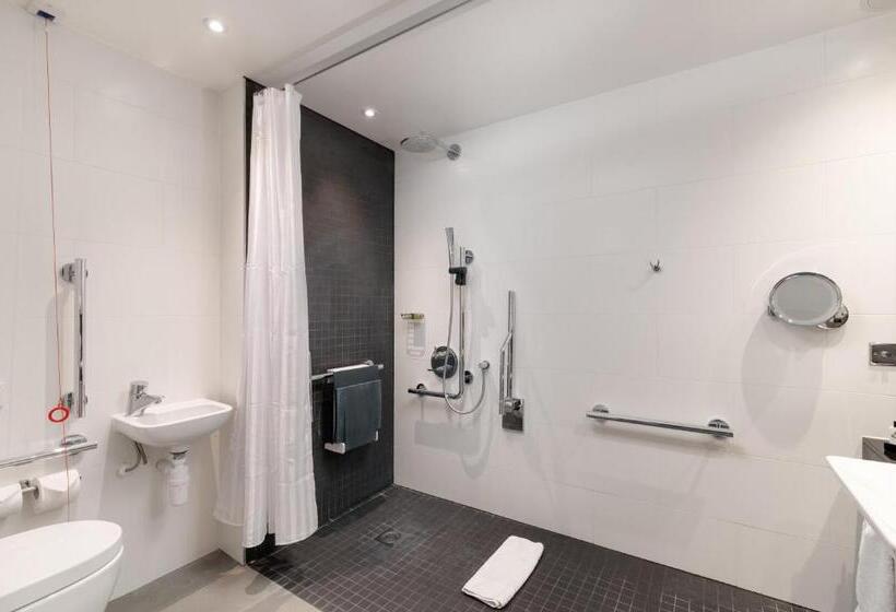 Номер Стандарт Кровать Кинг Адаптированный для Инвалидов, Intercontinental London  The O2