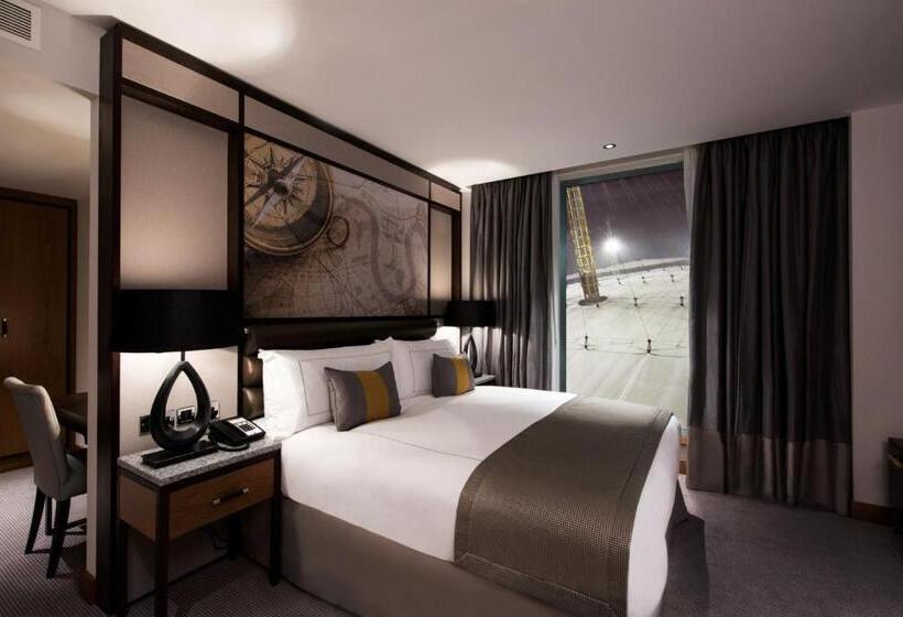 Полулюкс Кровать Кинг, Intercontinental London  The O2