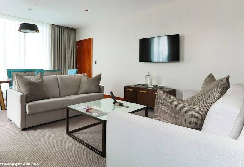 Люкс 2 Спальни, Intercontinental London  The O2