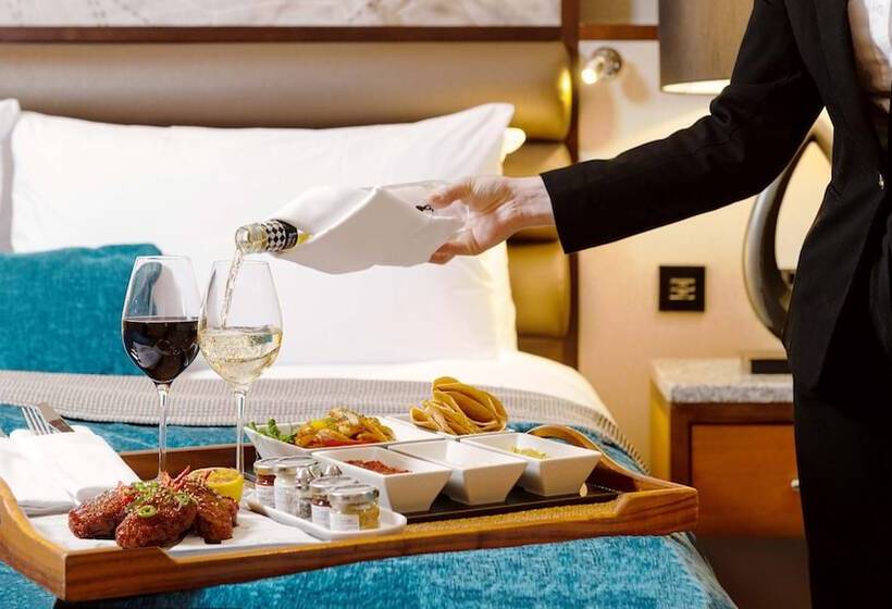 Люкс, Intercontinental London  The O2