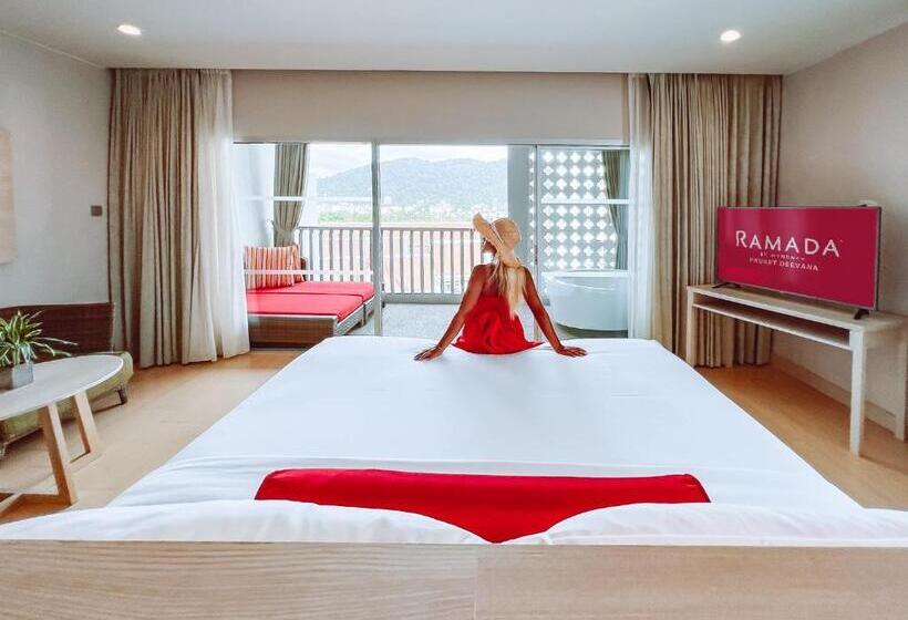 테라스 주니어 스위트, Ramada By Wyndham Phuket Deevana