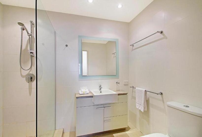 شقة ديلوكس غرفة نوم واحدة مطلة على البحر, The Lookout Resort Noosa