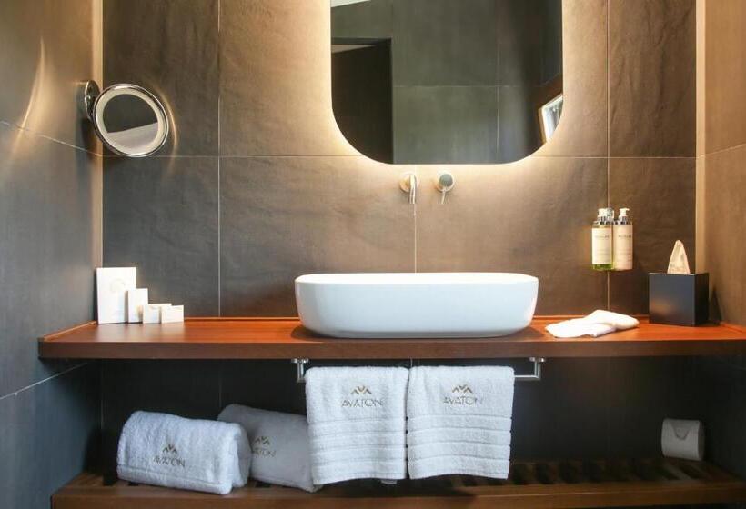 Полулюкс с Бассейном, Avaton Luxury Beach Resort   Relais & Chateaux