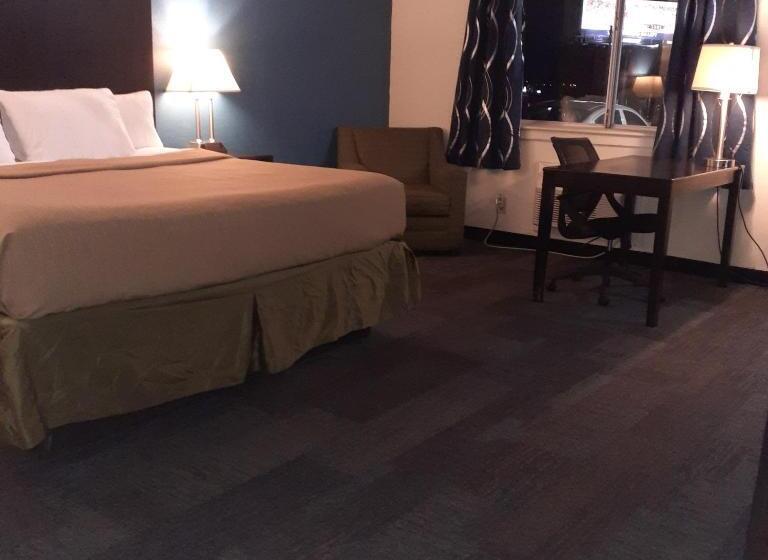 스탠다드 스튜디오 킹침대, Americas Best Value Inn Phenix City