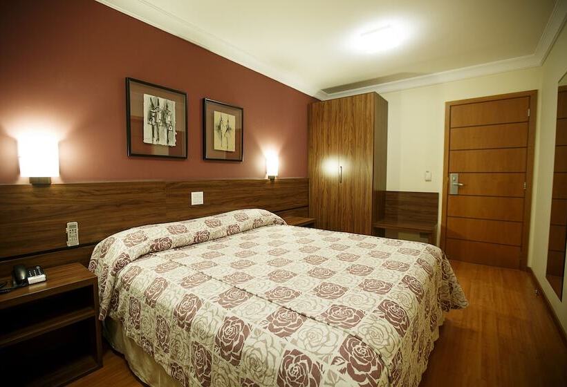 디럭스 룸, Eston Hotel   Localização Central Privilegiada  Pet Friendly