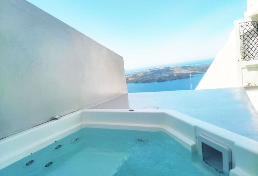 Люкс Сеньор, Fira Cave Suites