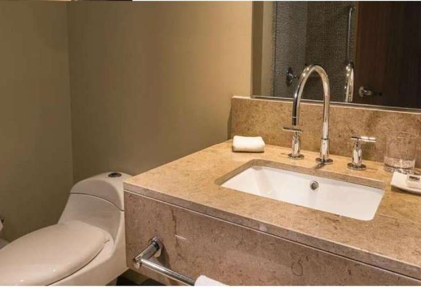 Номер Стандарт Адаптированный для Инвалидов, Hampton By Hilton Bogota   Usaquen