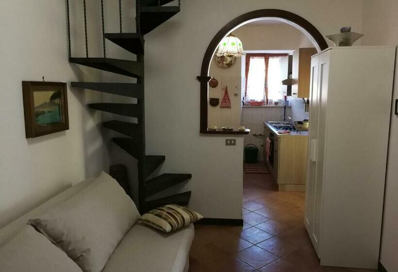 Дом 1 Спальня, Agriturismo Tre Monti