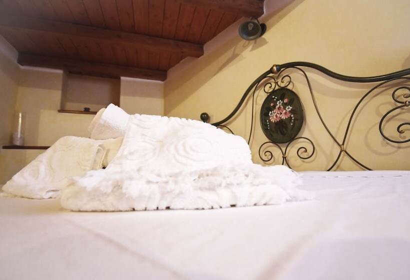 Полулюкс, Casa De Ajala   B&b De Charme In Antica Dimora Totalmente Ristrutturata E Dotata Di Tutti I Confort