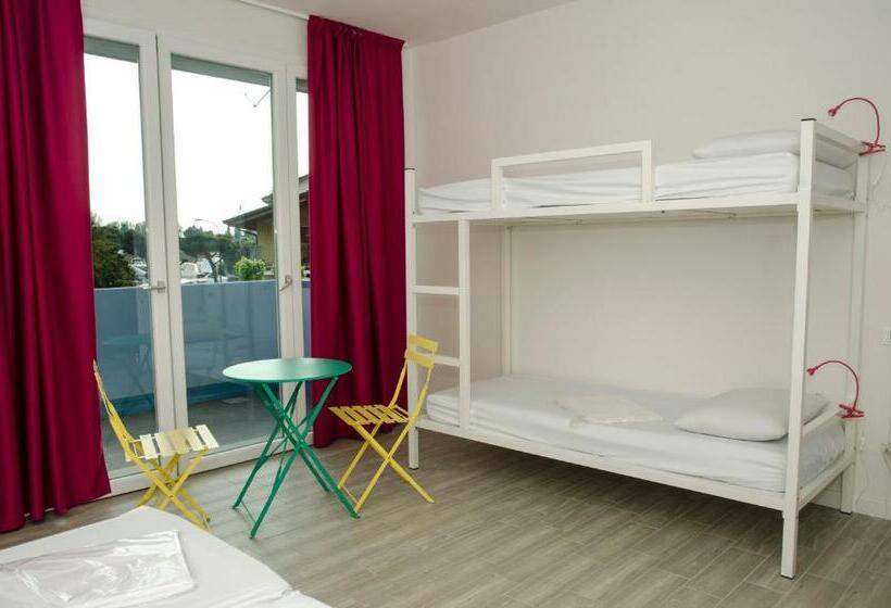 スタンダード４人部屋, Meet Gardalake Hostel