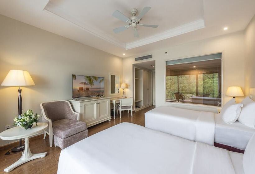 디럭스 룸, Vinpearl Resort & Spa Nha Trang Bay