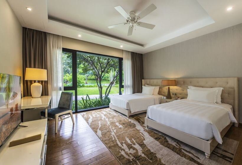 수영장이 있는 3베드룸 빌라, Vinpearl Resort & Spa Nha Trang Bay