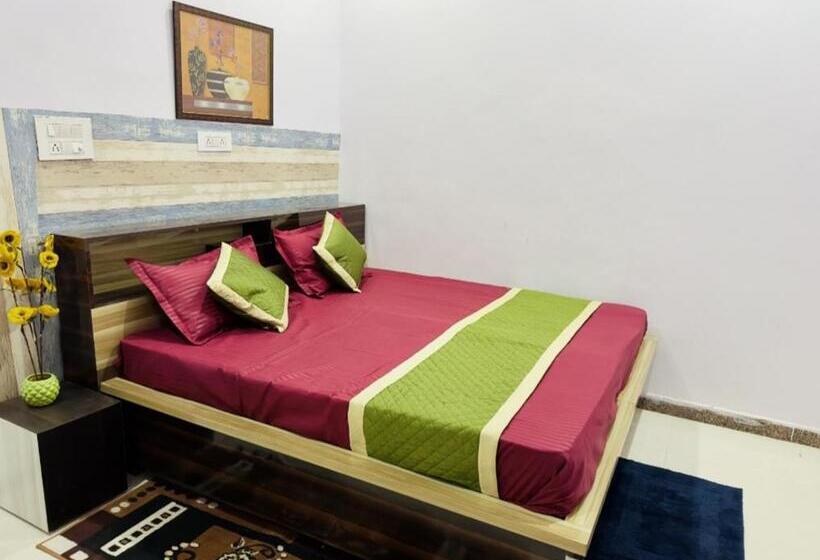 经济房, Atithi Guest House